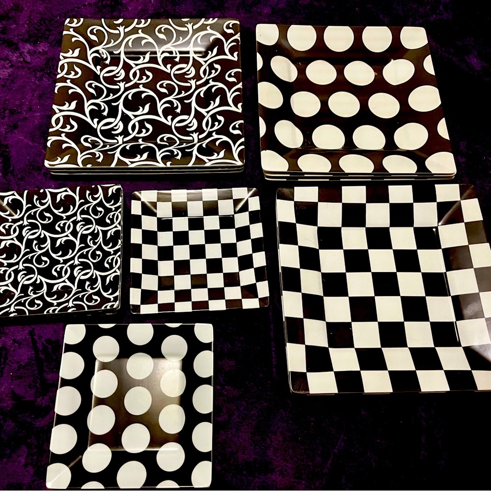 16 piece black and white melamine plate set- 8 large and 8 small